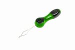 Nash Hook Eye Threader zwart - groen karper rig accessoire